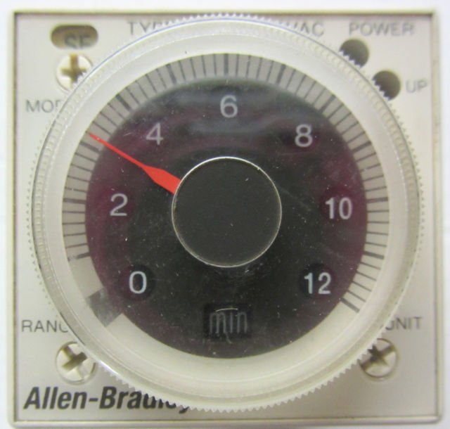 Allen Bradley 700-HR52TA17 Timing Relay Type HR 100 - 240 VAC In 5 A