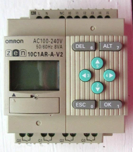 Omron Programmable Relay ZEN-10C1AR-A-V2 ZEN10C1ARAV2 CPU Unit AC100-240V 8VA
