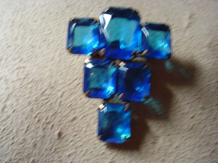 Art Deco Pin