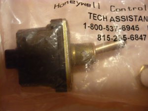 HONEYWELL 2NT1-3 2-Position Micro Toggle Switch