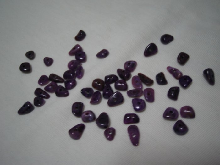 Purple Triangular Beads (5mm)