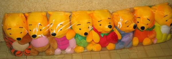 Set of 8 Cute pooh bears (Brand New)