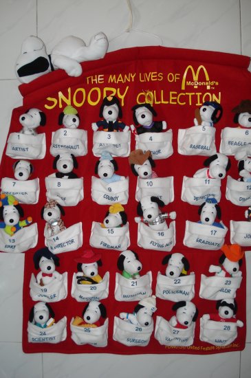 Full set Snoopy beanies