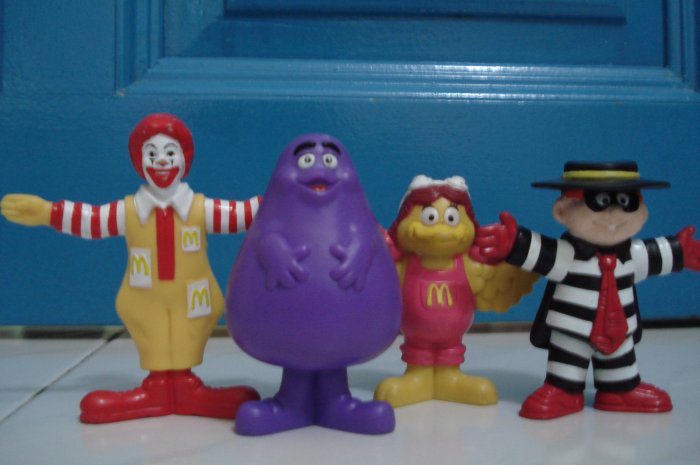 Macdonald Friends Set of 4