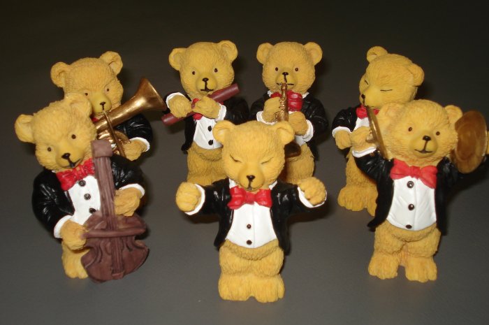 Full set brand new ochestra bear