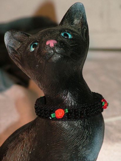 KNC KittyWear Crochet Beaded Cat Collar Midnight Rose