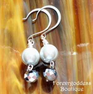 Silver pearl and silver crystal