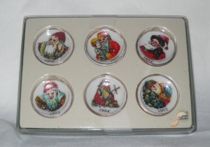 Shackman Miniature Porcelain Collectible Christmas Plates