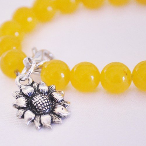 Sunflower charm bracelet from yellow jade