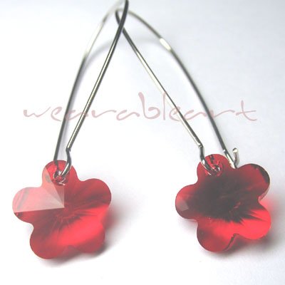 The little Red flower ~ Swarovski Pendant Earrings