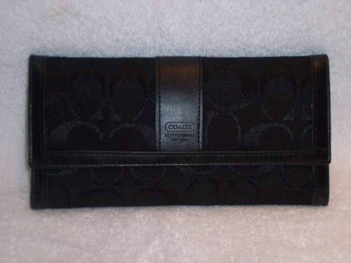 NYC SIGNATURE CHECKBOOK WALLET