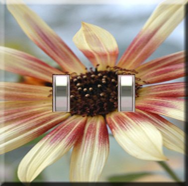 Daisy Handcrafted Double Switchplate Cover