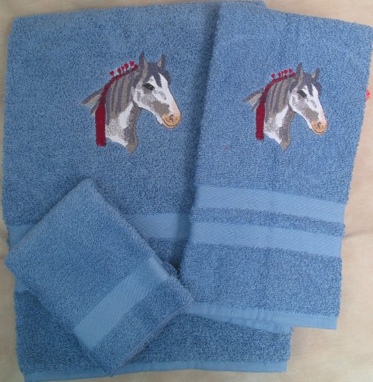 Embroidered Show Draft Horse Medium Blue Bath Towel Set