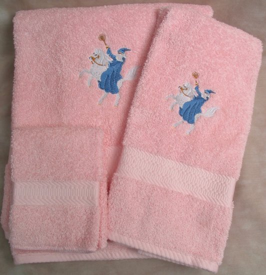 Embroidered Wizard Horse Pink Wash Hand Bath Towels Set