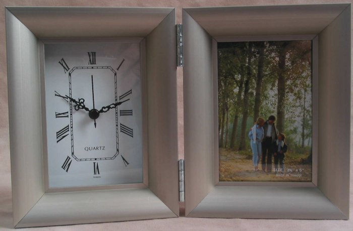 Sonoma Table Clock & Picture Frame