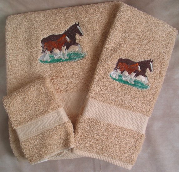 Embroidered Clydesdale Mare & Foal Beige Wash Hand Bath Towels Set