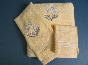 Embroidered Dragonfly and Daisies on Yellow Wash Hand Bath Towels Set