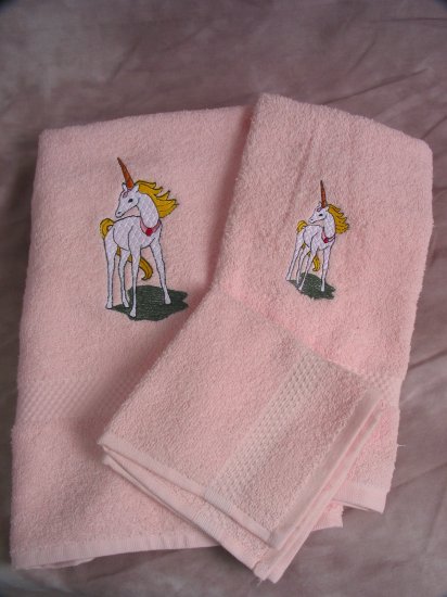 Embroidered White Unicorn Pink Bath Towels Set