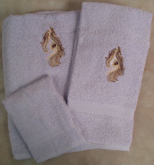 Embroidered Horse Head Purple Bath Towels Set