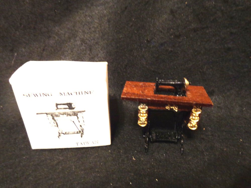 Dollhouse Miniature Furniture Sewing Machine Has Original Box Peddle Style