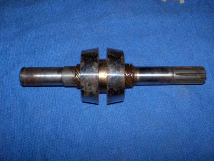 VOLVO PENTA sliding sleeve 814036 / shaft 814040 **LOOK **