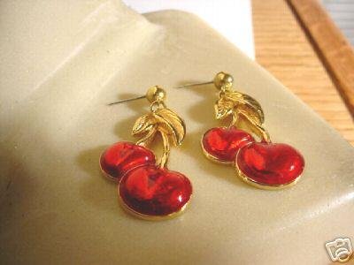 AVON CHERRY CONVERTIBLE PIERCED EARRINGS