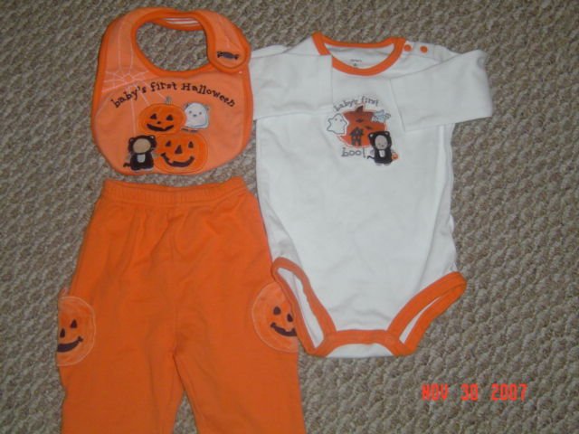 Carter's halloween set size 6 months