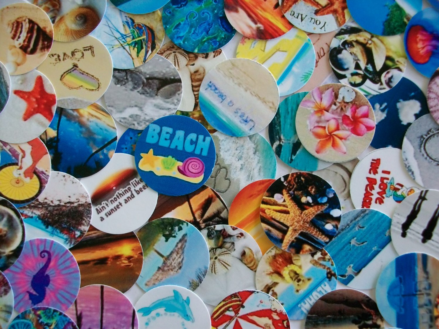 Everything Beachy 1" Round Images