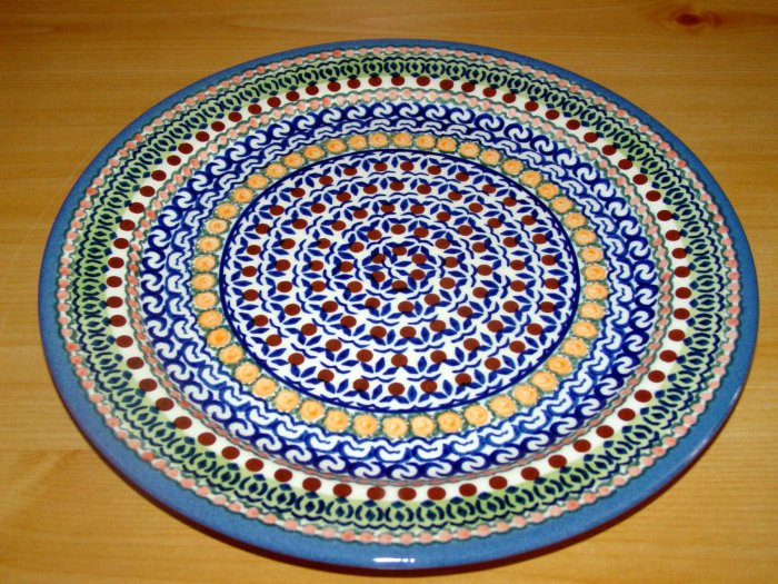 Polish Pottery Dinner Plate Unikat Full Circle Wiza Boleslawiec Poland Artist Signed