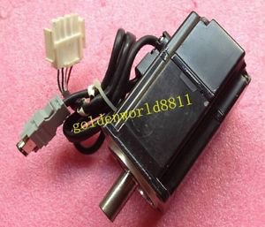 OMRON servo motor R88M-W20030T good in condition for industry use