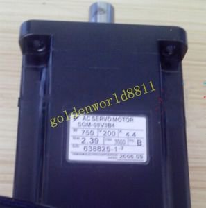 Yaskawa servo motor SGM-08V3B4 good in condition for industry use