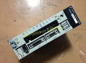 Yaskawa servo driver SGDS-01A15A good in condition for industry use