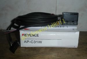 NEW KEYENCE Pressure sensor AP-C31W good in condition for industry use
