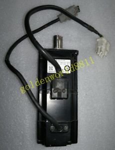 OMRON AC servo motor R88M-W20030T-BS2 good in condition for industry use