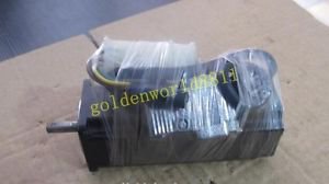 Sanyo servo motor P50B04006DCS00 good in condition for industry use