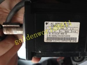 Yaskawa servo motor 400W SGMAS-04ACA41 good in condition for industry use