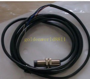 NEW Schneider approach switch XS108BLPAL5 good in condition for industry use