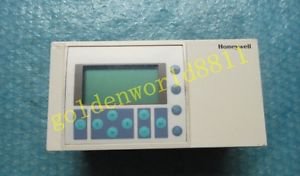 Honeywell DDC controller XL20 CH/XL20CH good in condition for industry use