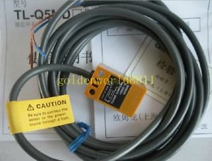 NEW OMRON proximity switch TL-Q5MD1 good in condition for industry use