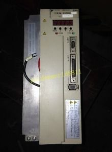 YASKAWA SERVO DRIVER SGDM-20ADA-V good in condition for industry use