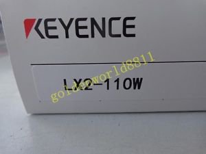 NEW KEYENCE Photoelectric sensor LX2-110W good in condition for industry use