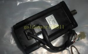 Used Yaskawa servo motor SGMAH-08AAA2B 750W good in condition for industry use