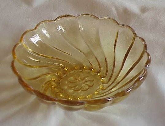 Hazel Atlas Amber Colony Swirl Berry Bowl