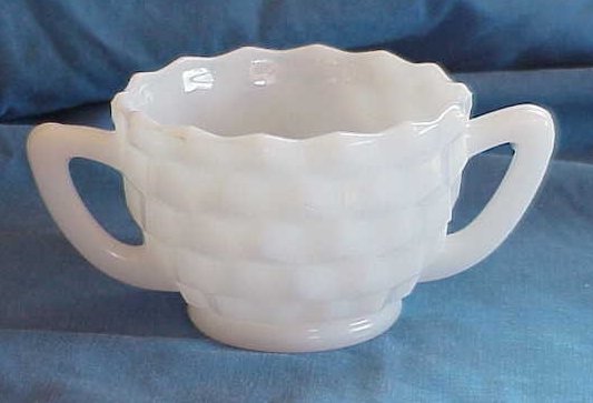 Jeanette Glass Cubist Milk Glass Sugar - Memory Lane Collectibles