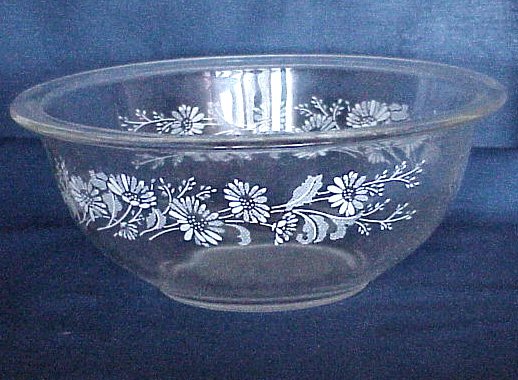 Pyrex Mixing Bowl - Clear Glass with White Daisies