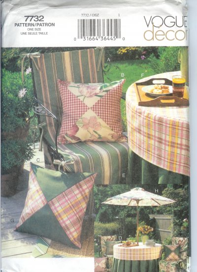 V7732 Vogue Pattern Decor Patio Accessories