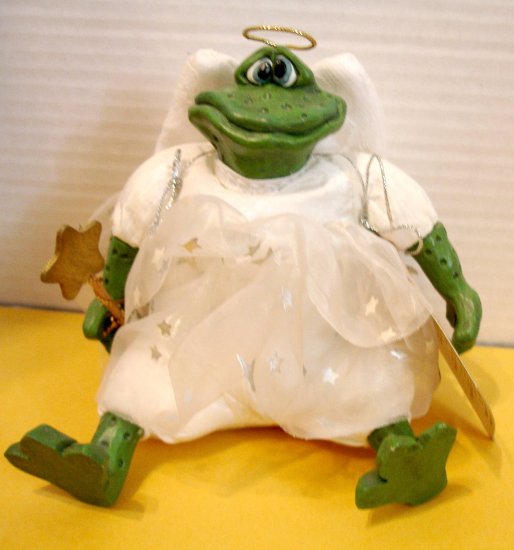 RUSS BERRIES & CO " Dreamweaver " Frog ** FREE SHIPPING **