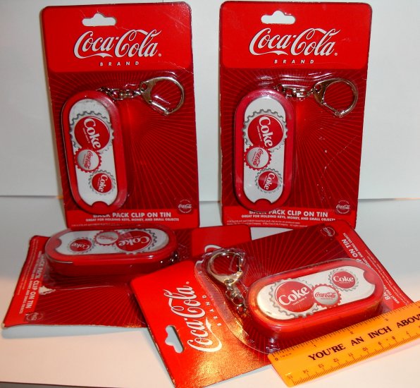 Coca Cola Tin Clip / Keychain (NIP) - Lot of 4