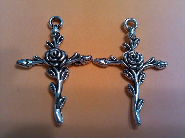 Silver 1.25mm Flower Cross, lot of 5pc/$4.65 lot