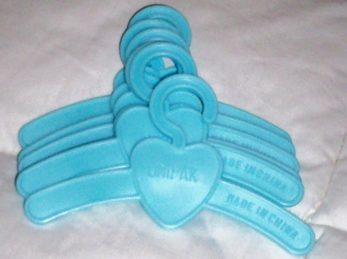BABY DOLL CLOTHES HANGERS SET OF 6 BLUE